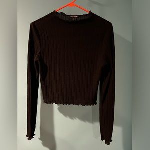 Fashion Nova long sleeve cropped shirt